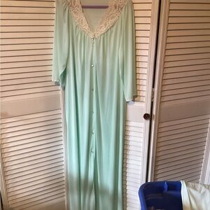 Vintage Ladies Shadowline  mint green maxi robe with lace and floral rose,p